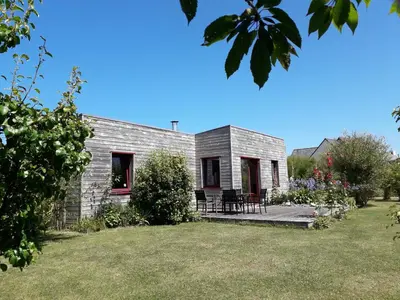 Plan de l'établissement maison lumineuse dans un grand jardin arboré et très proche des plages