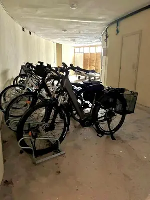 Salle ou équipements de sports de l'établissement duplex avec une vue imprenable sur le vieux port