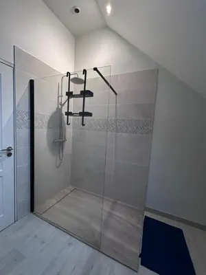 Salle de bains dans l'établissement Maison en pierre - ancien corps de ferme