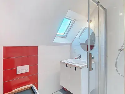 Salle de bains dans l'établissement Holiday Home Ty Côte by Interhome