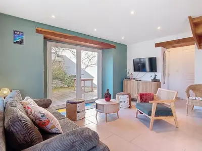 Coin salon dans l'établissement Holiday Home Ty Côte by Interhome