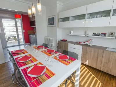 Cuisine ou kitchenette dans l'établissement Holiday Home Villa de vacances by Interhome