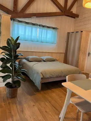 Un ou plusieurs lits dans un hébergement de l'établissement ty loft keremma