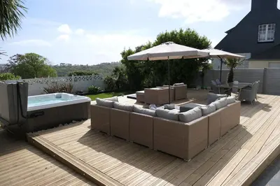 Piscine de l'établissement La Maison d'Adonis sea view ou située à proximité