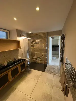Cuisine ou kitchenette dans l'établissement Appartement vue sur le port avec sauna