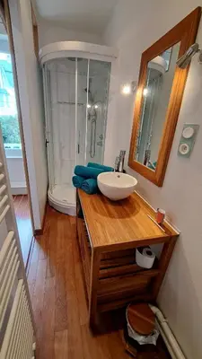 Salle de bains dans l'établissement Studio à 70m des flots