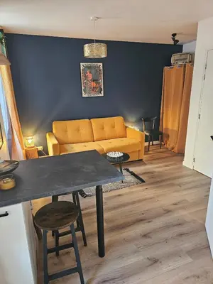Coin salon dans l'établissement Studio entièrement rénové idéalement situé