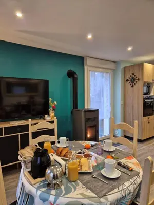 Cuisine ou kitchenette dans l'établissement Ti Ar Skol, chambre d'hôtes