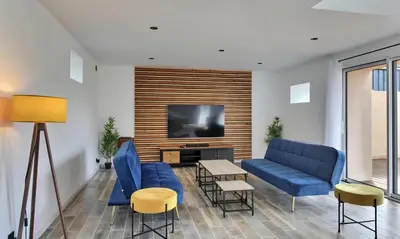 Télévision ou salle de divertissement dans l'établissement LE Clos D'iCi