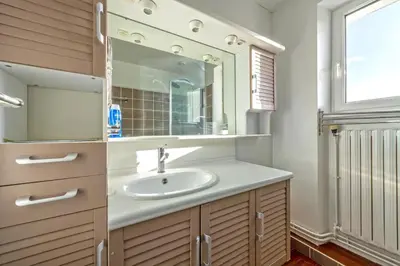 Salle de bains dans l'établissement Maison Charme, Jardin, Brest