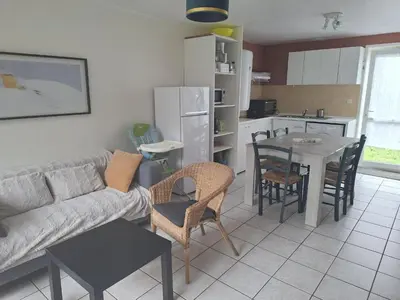 Cuisine ou kitchenette dans l'établissement Modern holiday home near the sea, Le Conquet