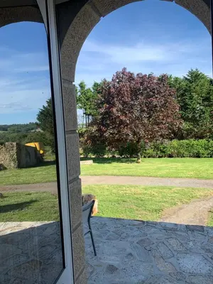 Jardin de l'établissement Au calme en campagne à moins de 10 min de la plage