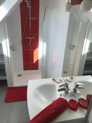 Salle de bains dans l'établissement Au calme en campagne à moins de 10 min de la plage