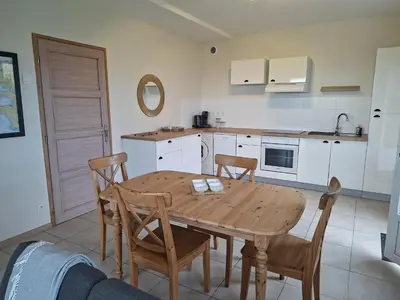 Cuisine ou kitchenette dans l'établissement Panoramic sea view Le Conquet