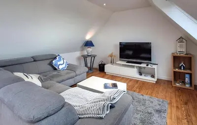 Télévision ou salle de divertissement dans l'établissement Kerarmoor