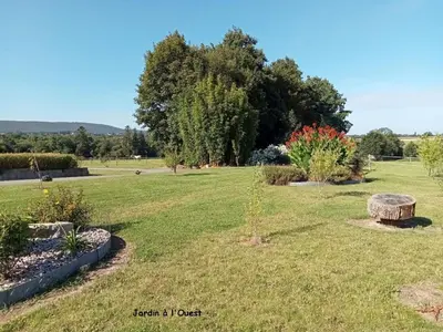 Jardin de l'établissement Ti Nadoziou - Location de vacances pour 3 personnes