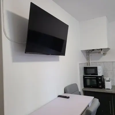 Cuisine ou kitchenette dans l'établissement BREST - Centre - pied a terre