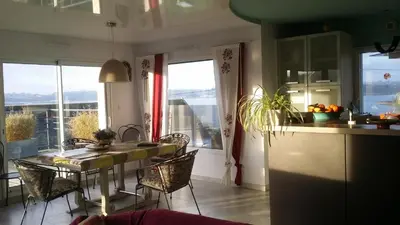 Cuisine ou kitchenette dans l'établissement kermajo