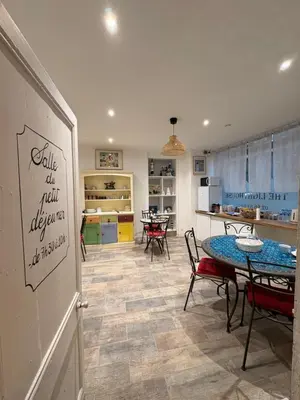 Cuisine ou kitchenette dans l'établissement The LightHouse Chambres à louer