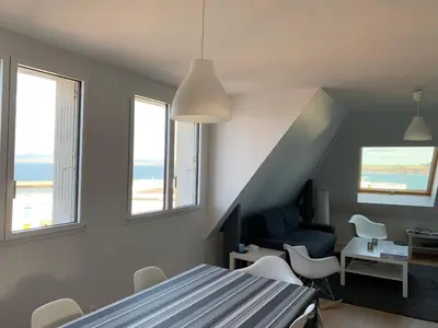 Un ou plusieurs lits dans un hébergement de l'établissement Appartement Design II - Port du Rosmeur -Douarnenez