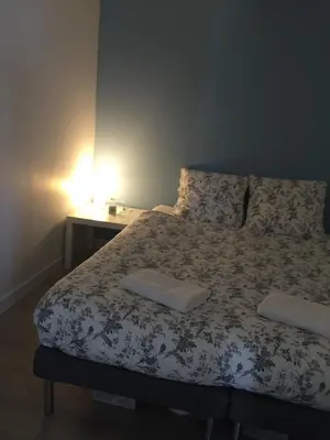 Un ou plusieurs lits dans un hébergement de l'établissement Appartement Design II - Port du Rosmeur -Douarnenez