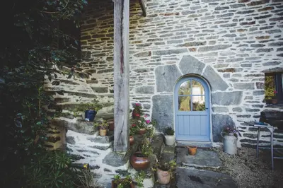 Jardin de l'établissement Le Logis de Tréonvel