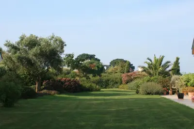 Jardin de l'établissement Villa Kernéhan