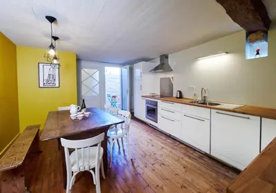 Cuisine ou kitchenette dans l'établissement Chez Nolwenn