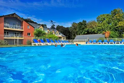 Piscine de l'établissement Goélia Résidence du Golf de l'Océan ou située à proximité
