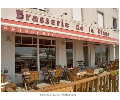 Restaurant ou autre lieu de restauration dans l'établissement Le Grand Hotel des Bains & Spa - Bretagne
