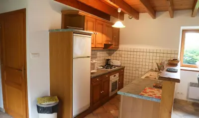 Cuisine ou kitchenette dans l'établissement Gîtes de Maner Ster - Le Frêne Piscine ou Le Chêne Piscine