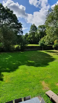 Jardin de l'établissement Gîtes de Maner Ster - Le Frêne Piscine ou Le Chêne Piscine
