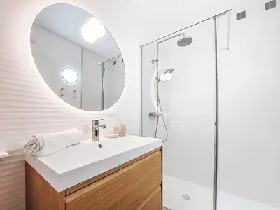 Salle de bains dans l'établissement Holiday Home TY Greg by Interhome