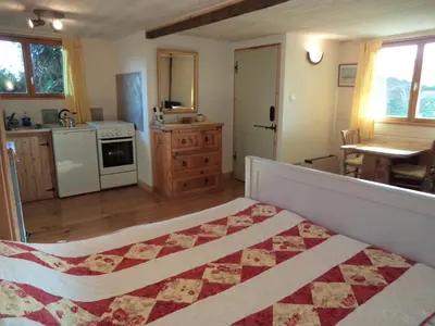 Cuisine ou kitchenette dans l'établissement The Studio