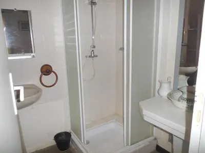Salle de bains dans l'établissement Tyrbourg