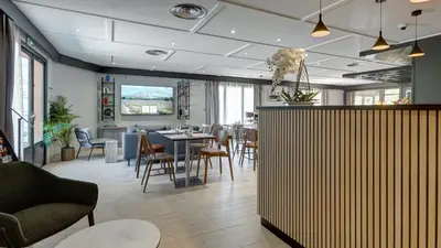 Coin salon dans l'établissement Campanile Brest - Gouesnou Aeroport