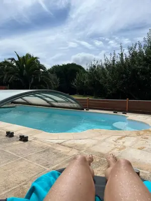 Piscine de l'établissement Le Gîte de Kergavan - Une pause entre ciel et mer ou située à proximité