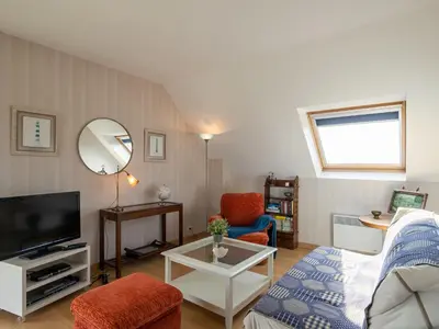 Télévision ou salle de divertissement dans l'établissement Holiday Home Sterenn Vor by Interhome