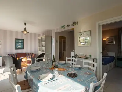 Coin salon dans l'établissement Holiday Home Sterenn Vor by Interhome
