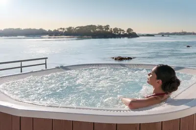 Clients de l'établissement Résidences Valdys Thalasso & Spa de Rockroum