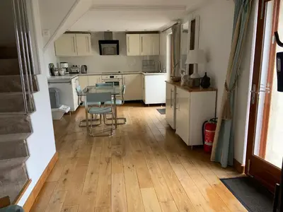 Cuisine ou kitchenette dans l'établissement Le Penty