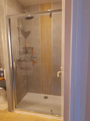 Salle de bains dans l'établissement La Mare aux Fées