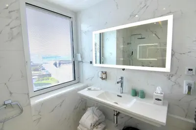 Salle de bains dans l'établissement Brittany & Spa Relais & Châteaux