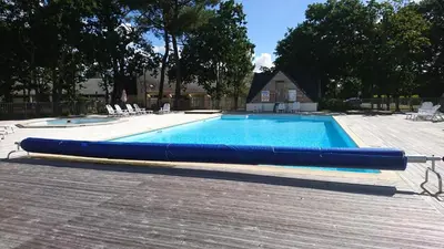 Piscine de l'établissement kerloch gwen ou située à proximité