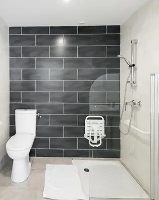 Salle de bains dans l'établissement Village Beauséjour - Rêves de mer