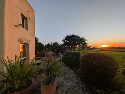Lever ou coucher de soleil vu de le B&B/chambre d'hôtes ou à proximité