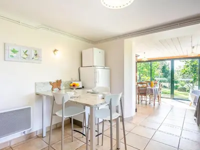 Cuisine ou kitchenette dans l'établissement Apartment Ker Marie by Interhome