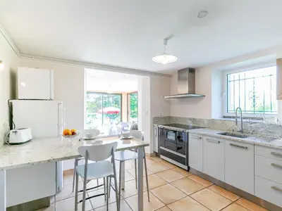 Cuisine ou kitchenette dans l'établissement Apartment Ker Marie by Interhome