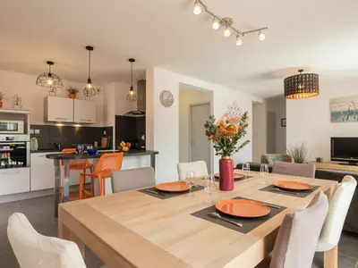 Cuisine ou kitchenette dans l'établissement Holiday Home La Closière by Interhome