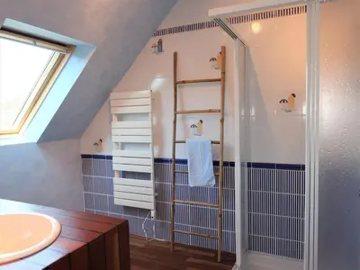 Salle de bains dans l'établissement Holiday Home Ty Coat Pin by Interhome